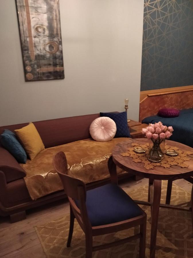 Apartment Miodowa Faktoria 2 By Rentoom